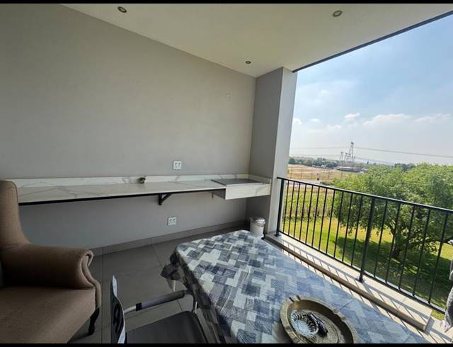 2 BEDROOM PROPERTY TO RENT IN MIDFIELD ESTATE